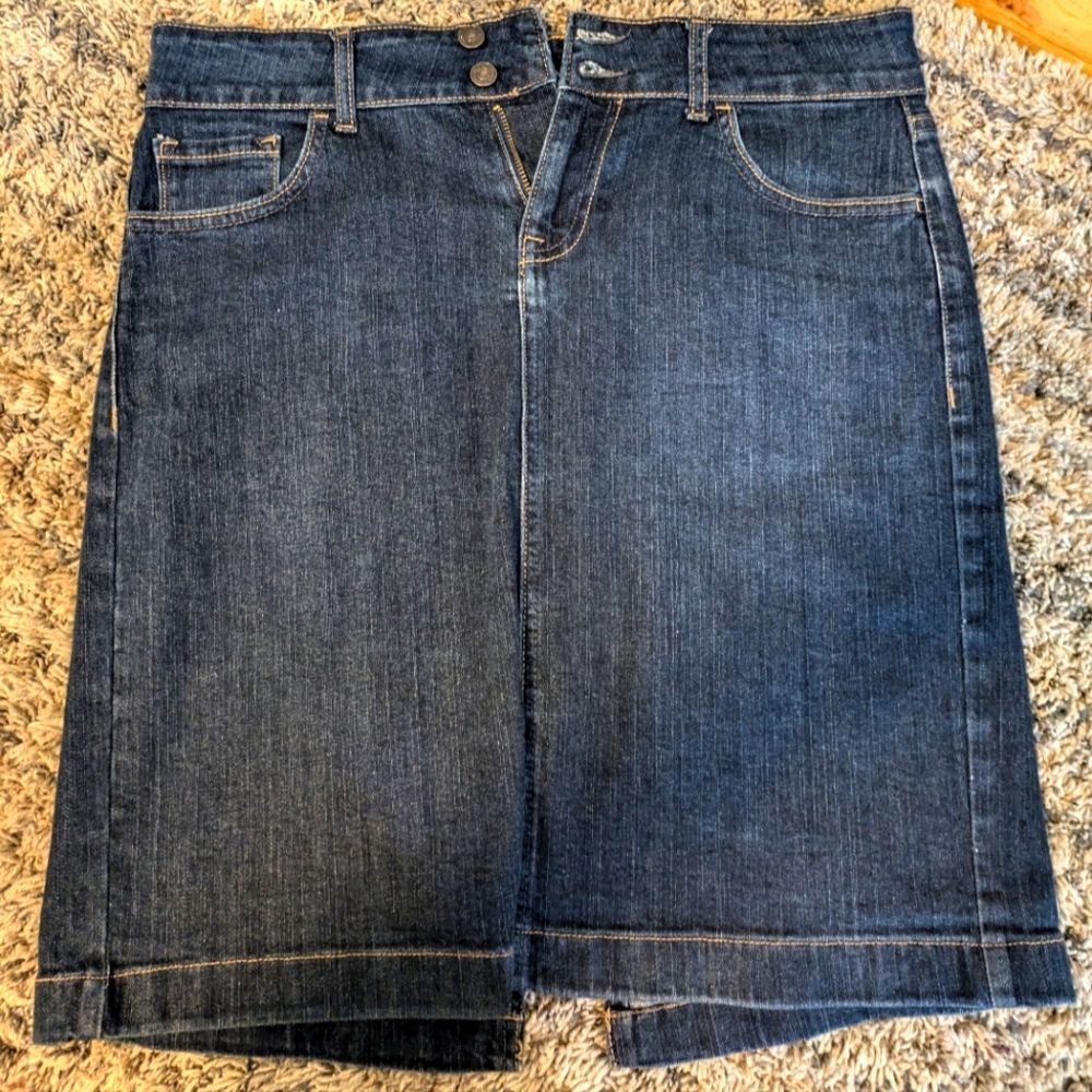 NWOT Old Navy Jean Skirt